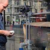 vetrox, glaskratzer, glaskratzer entfernen, glaskratzerentfernung, scratching, graffiti, glass doc, glassanierung, verkratztes glas